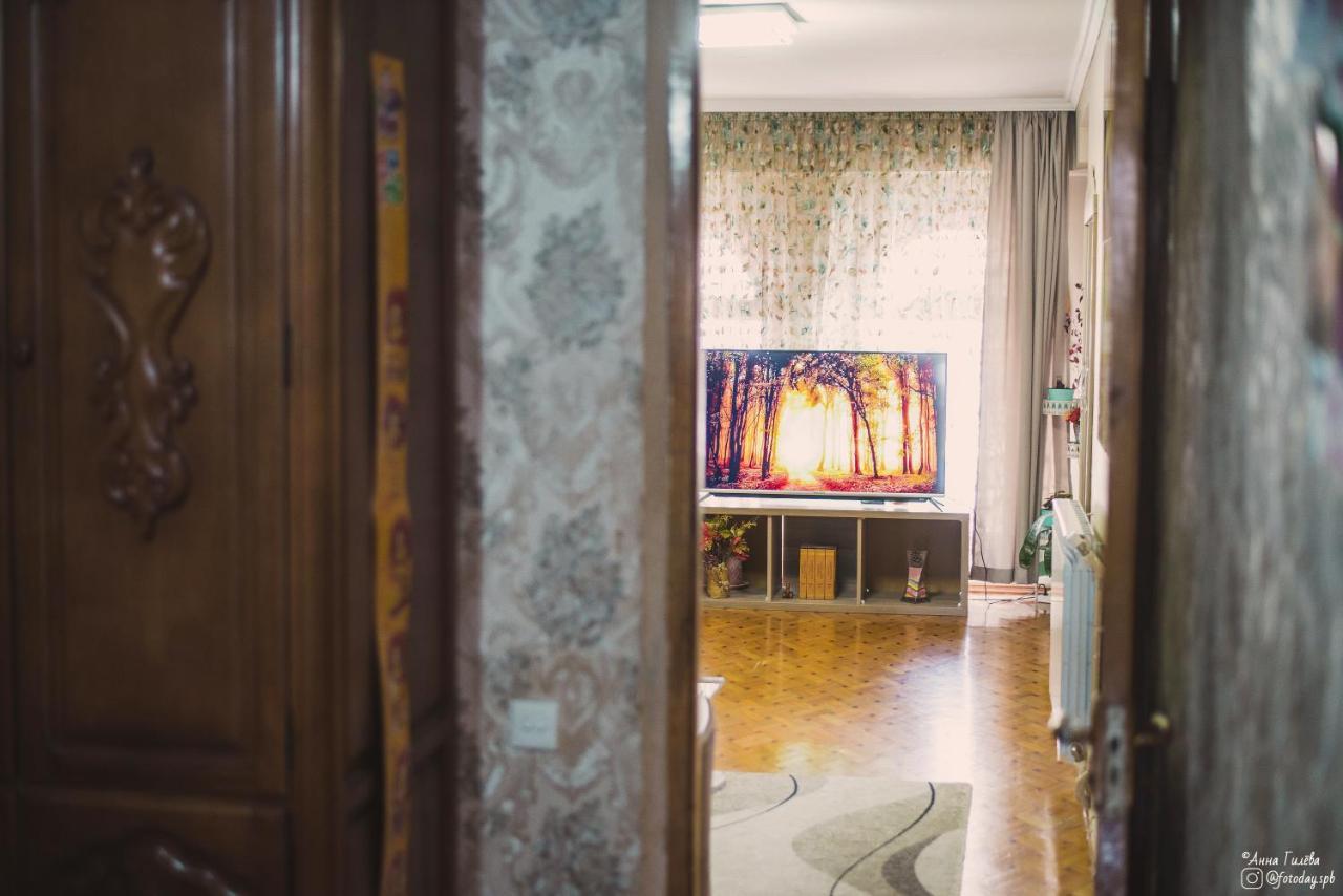 Mariamo'S Apartments バトゥーミ 部屋 写真